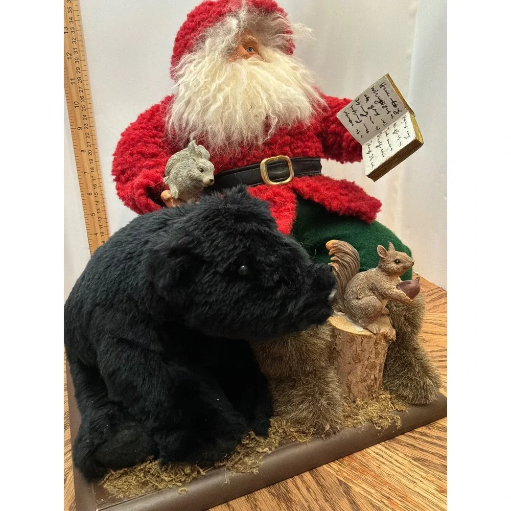 Woodland Christmas Unisex Unbranded Santa with Bear Figurine 14in Red Green